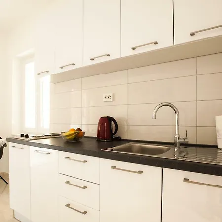 Aria Apartment
