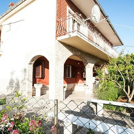 Apartment Aria *