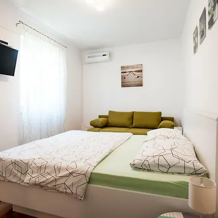 Aria Apartment *